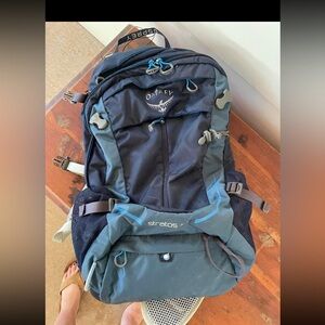 Osprey Stratus z7 hiking backpack - used once